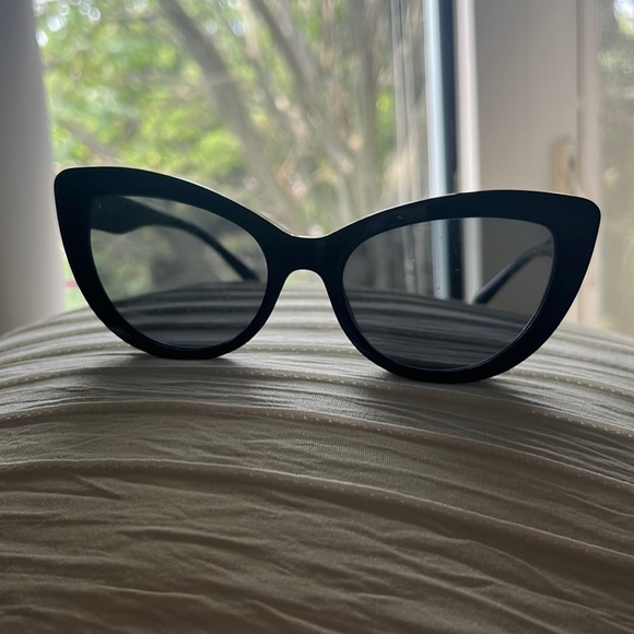 Sunglasses - Picture 1 of 3